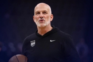 NBA勇士vs国王_NBA勇士vs国王免费高清直播_NBA勇士vs国王在线观看入口
