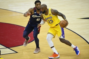 NBA老鹰vs篮网_NBA老鹰vs篮网在线观看_NBA老鹰vs篮网免费高清直播