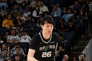 NBA老鹰vs雷霆_NBA老鹰vs雷霆免下载直播_NBA老鹰vs雷霆网页直接观看