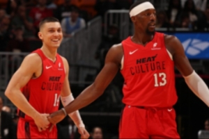 NBA独行侠vs灰熊_NBA独行侠vs灰熊全场次直播_NBA独行侠vs灰熊所有比赛免费看